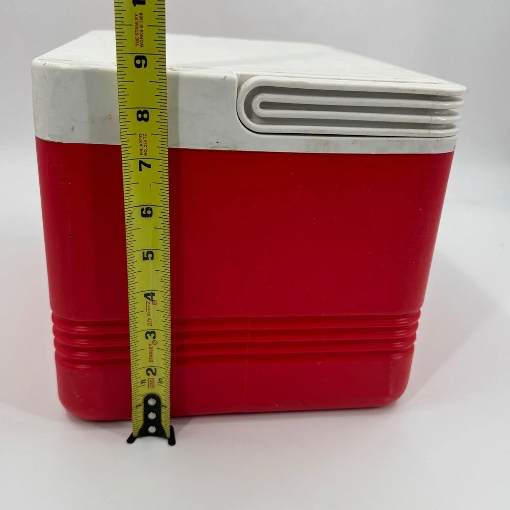 Igloo Legend 12 Cooler Vintage Red White USA Made 12 Quart‎ Personal Lunch Box